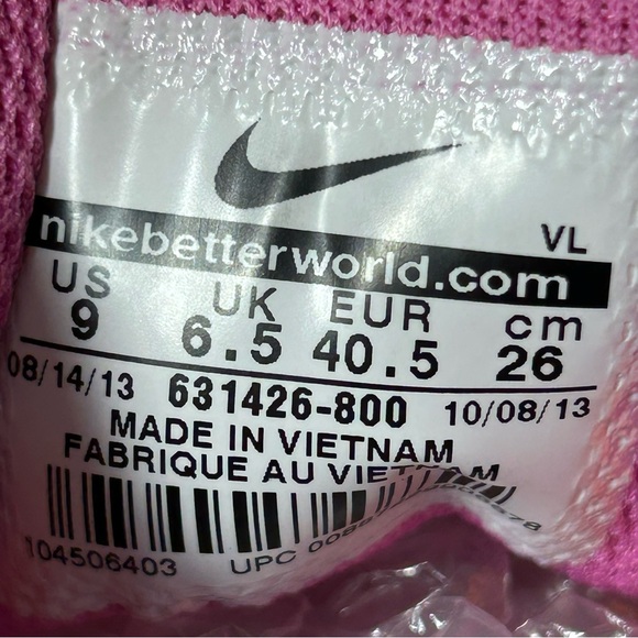 Nike Orange and Purple Athletic Shoes - Picture 10 of 10